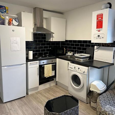 Beautiful Hoe Street First Floor One Bedroom Apartment B Walthamstow London Exteriör bild