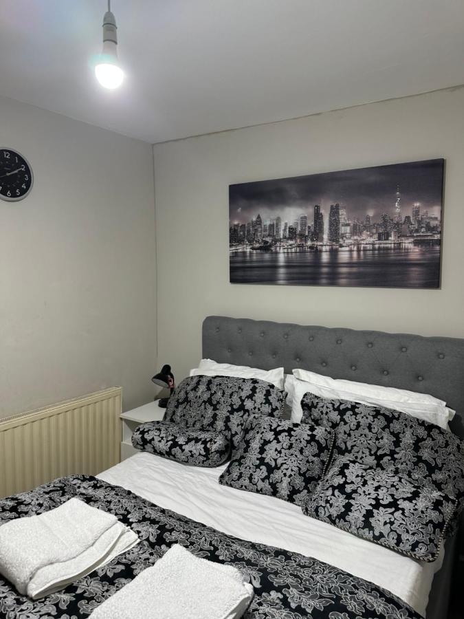 Beautiful Hoe Street First Floor One Bedroom Apartment B Walthamstow London Exteriör bild