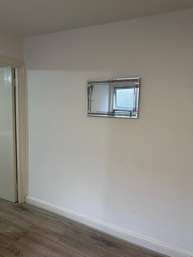 Beautiful Hoe Street First Floor One Bedroom Apartment B Walthamstow London Exteriör bild